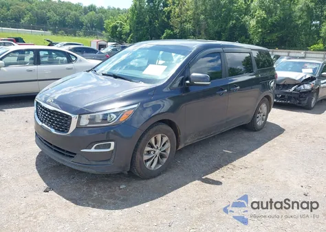2020 Kia Sedona Lx z USA, uszkodzony, nr VIN KNDMB5C19L6657829